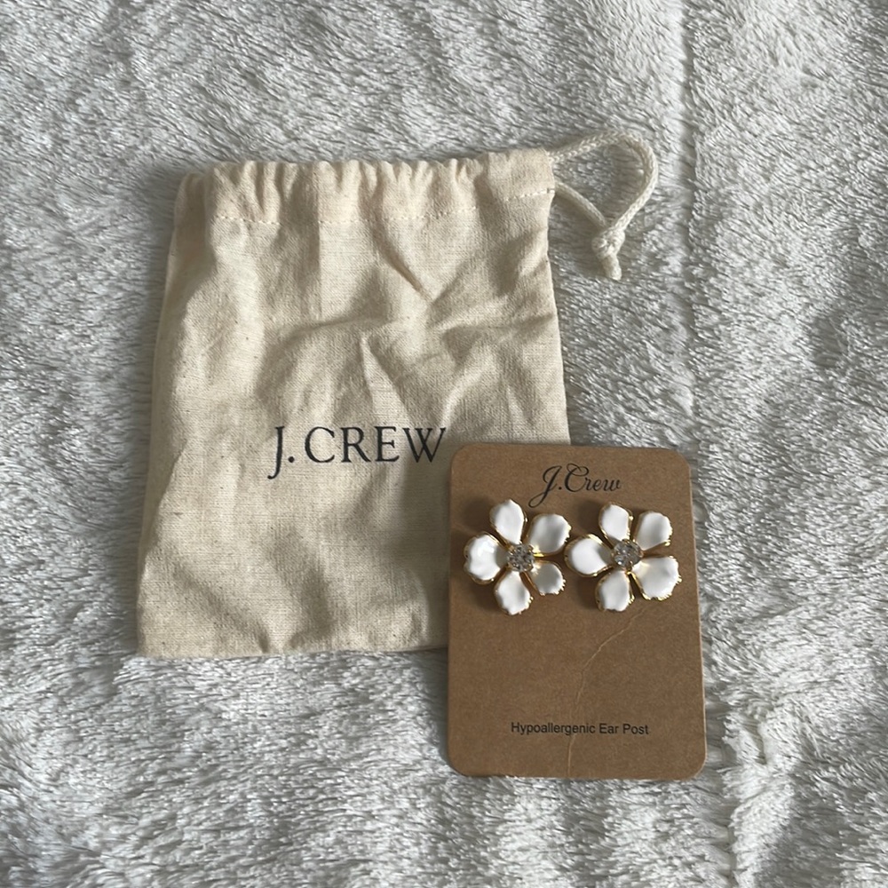 J.CREW earrings white pansy blossom flower gold tone stud floral with duster bag